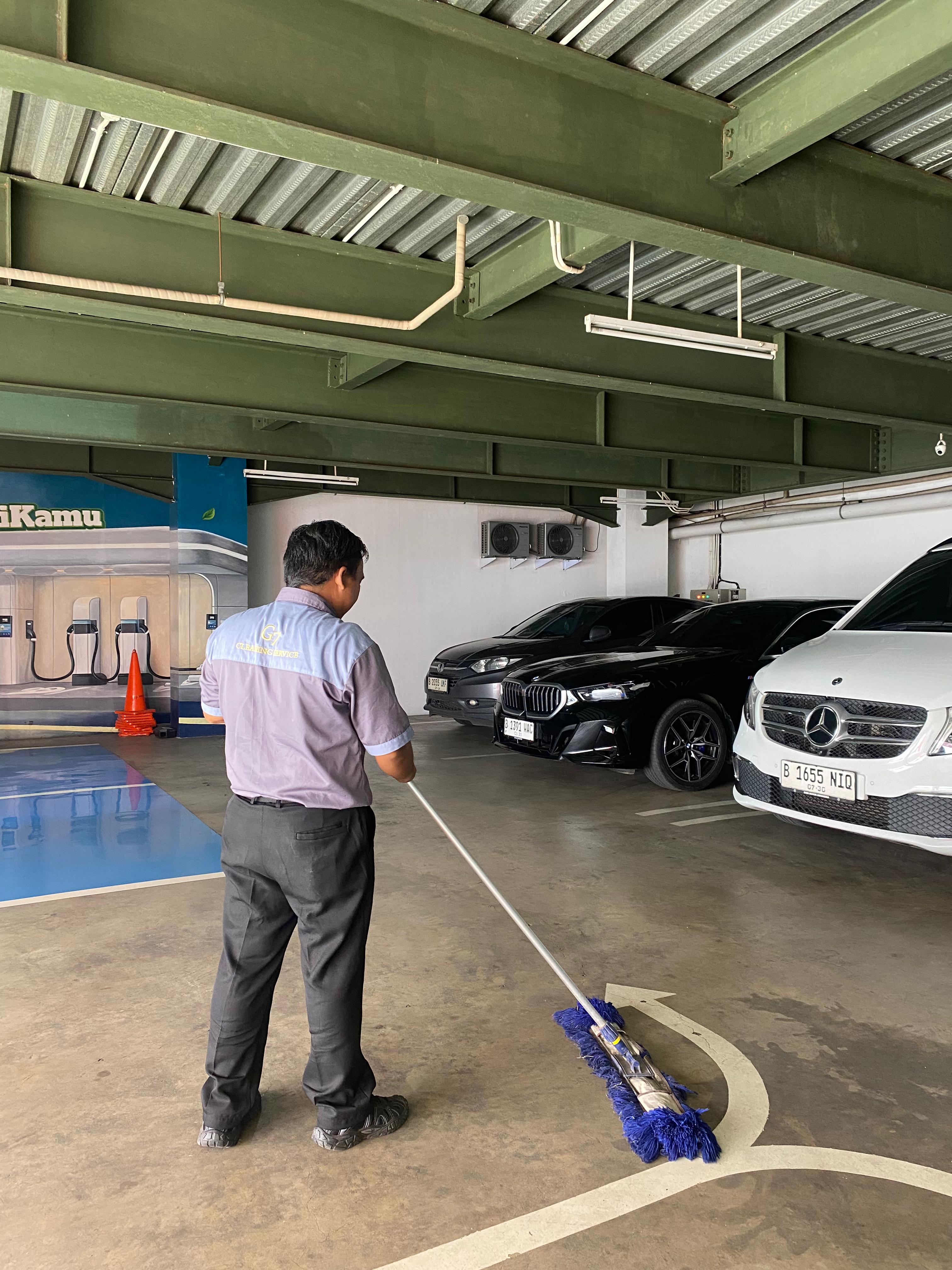Cleaning Gallery 3